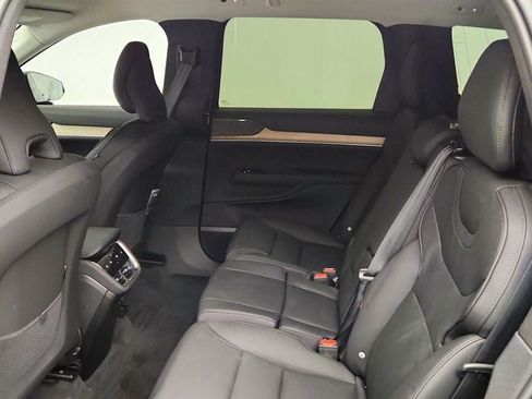 Used 2025 Volvo EX90 Plus AWD/4WD image 21