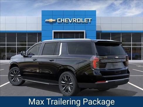 New 2026 Chevrolet Suburban LS image 3