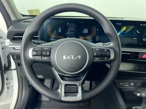 New 2026 Kia K5 LXS image 16