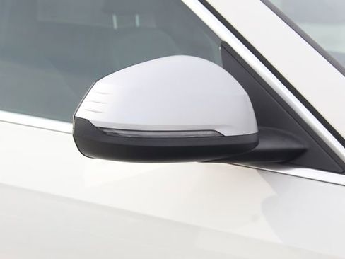 Certified 2023 BMW X1 xDrive28i w/ Convenience Package image 12