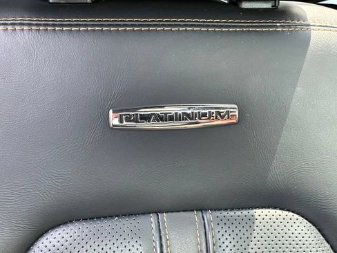 Used 2022 Ford Expedition Platinum AWD/4WD image 40