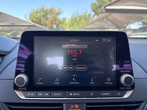 Certified 2025 Nissan Altima 2.5 SV FWD image 14