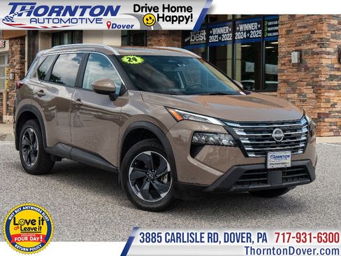 Used 2024 Nissan Rogue SV w/ SV Premium Package AWD/4WD image 1