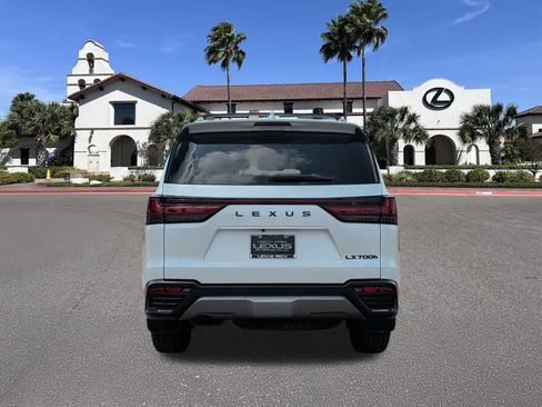 Used 2025 Lexus LX 700h Overtrail AWD/4WD image 3