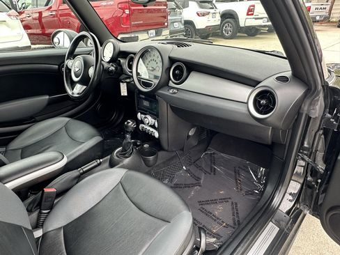 Used 2010 MINI Cooper Convertible FWD image 12