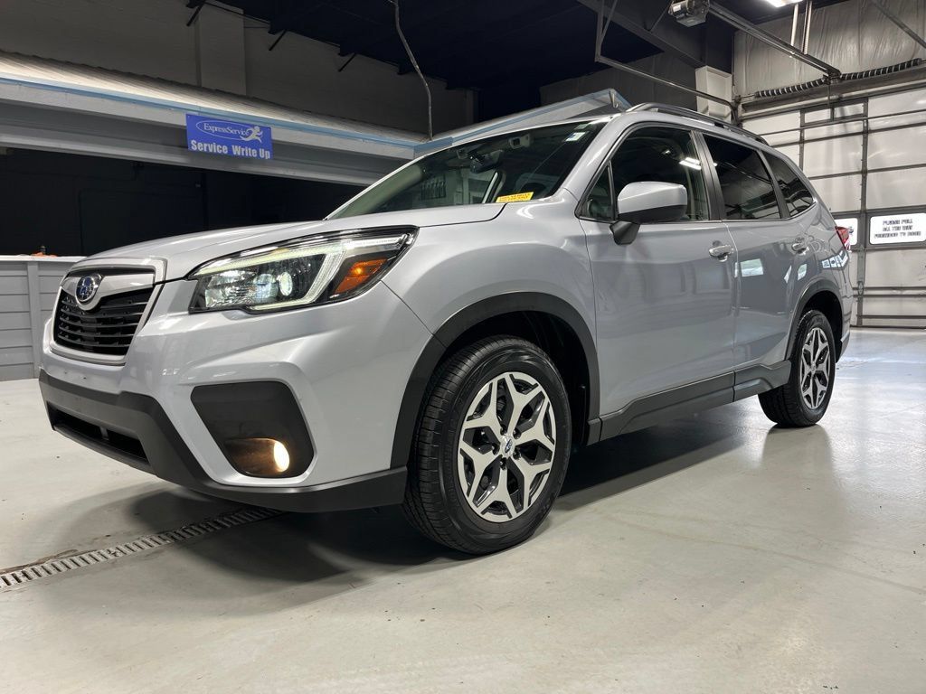Used 2021 Subaru Forester Premium w/ Popular Package #1 AWD/4WD image 3