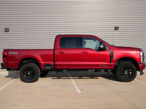 New 2026 Ford F250 Lariat w/ Black Appearance Package AWD/4WD image 2