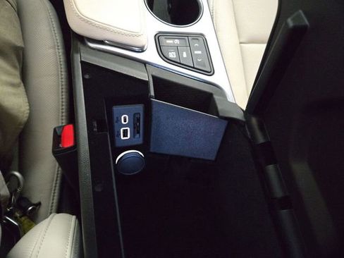 Certified 2025 Cadillac CT4 Premium Luxury RWD image 20