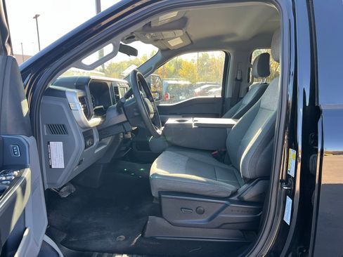 Used 2024 Ford F350 XLT image 22