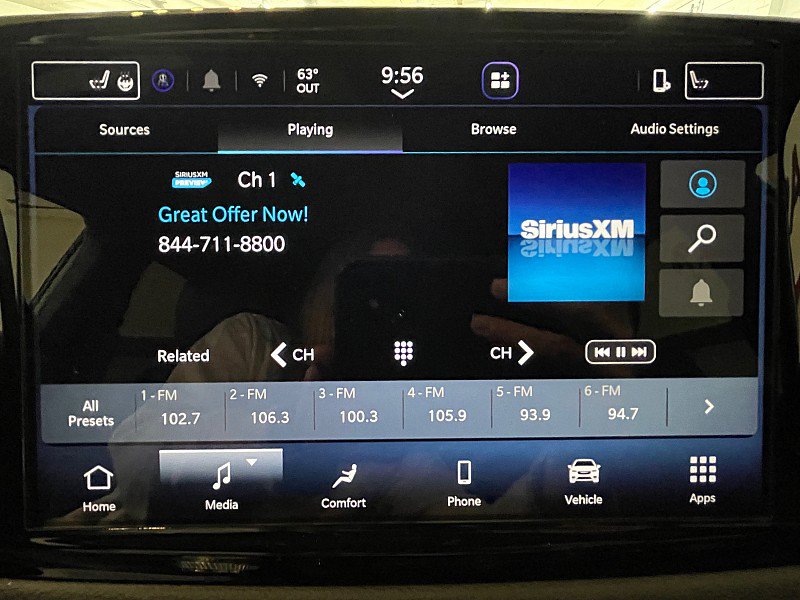 Used 2026 Chrysler Pacifica Select FWD image 12
