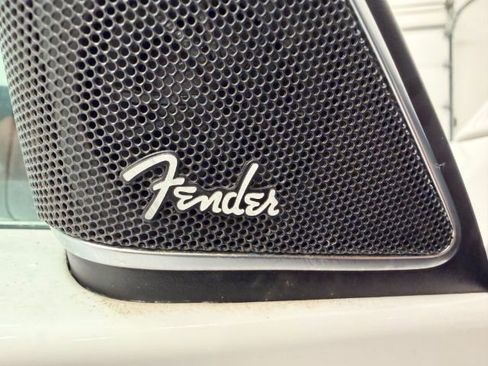 Used 2014 Volkswagen Beetle TDI image 26