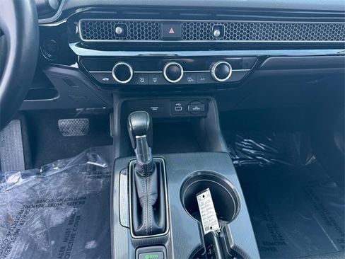 Used 2022 Honda Civic EX image 11