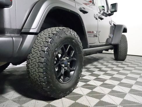 Used 2024 Jeep Wrangler Unlimited AWD/4WD image 9