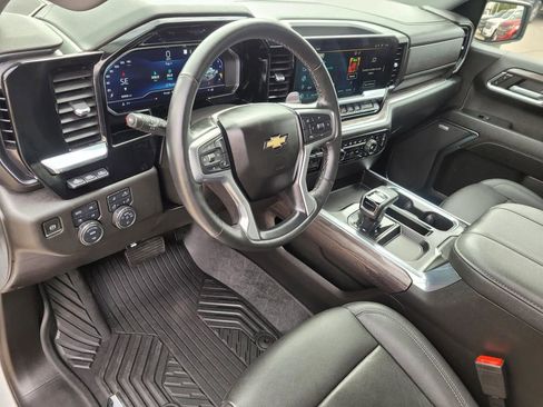 Certified 2023 Chevrolet Silverado 1500 LTZ w/ Technology Package image 24