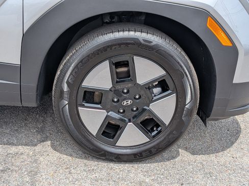 Certified 2026 Hyundai Santa Fe SEL FWD image 11