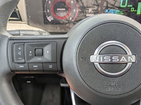 Used 2025 Nissan Kicks SV FWD image 20