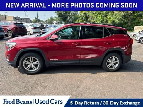 Used 2020 GMC Terrain SLE w/ Driver Convenience Package AWD/4WD image 6