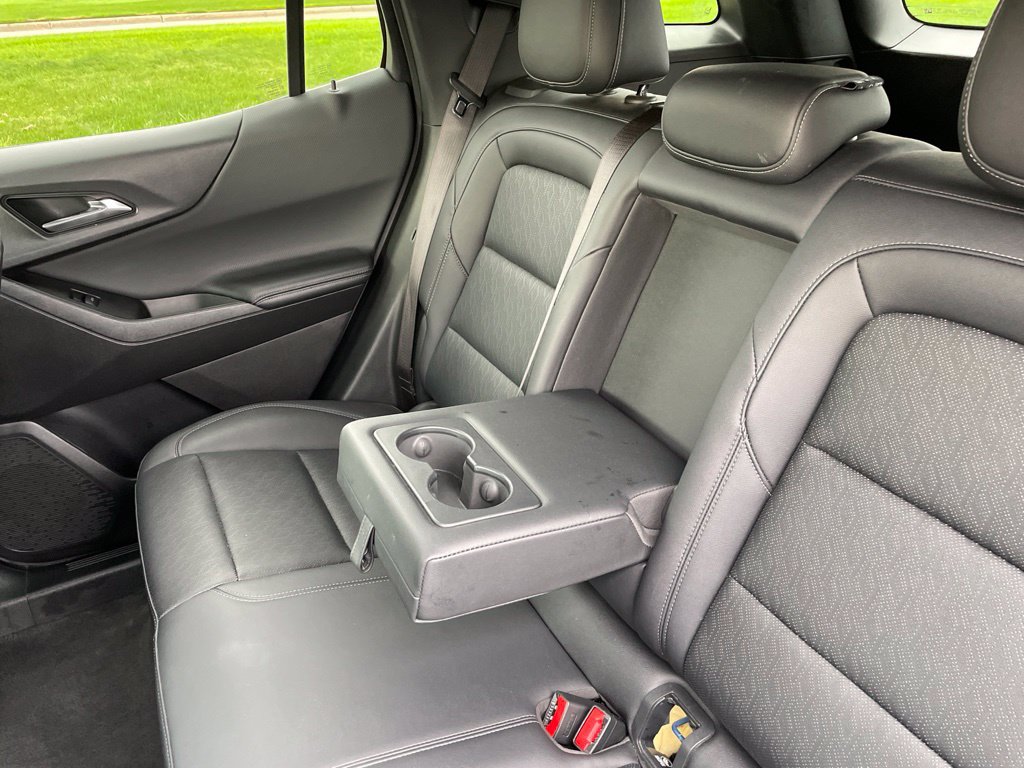 Used 2025 Chevrolet Equinox LT w/ Convenience Package II AWD/4WD image 36