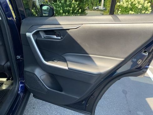 Certified 2023 Toyota RAV4 XLE Premium AWD/4WD image 11