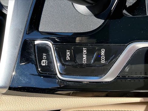 Certified 2023 BMW 530i w/ Premium Package RWD image 35