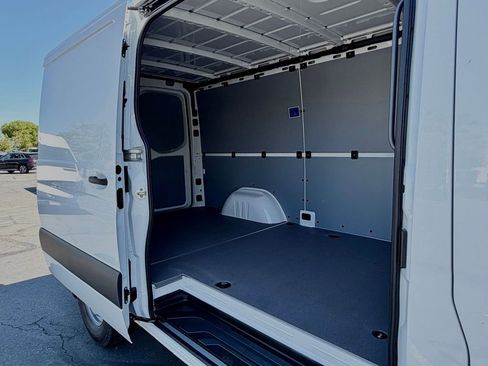 New 2026 Mercedes-Benz Sprinter 2500 image 16