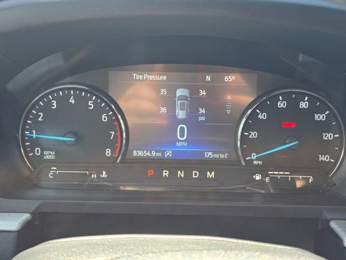 Used 2020 Ford Explorer XLT AWD/4WD image 25