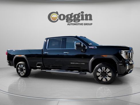 New 2026 GMC Sierra 3500 Denali image 13