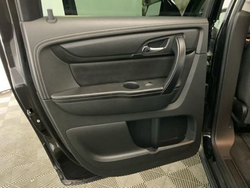 Used 2016 GMC Acadia SLE FWD image 24
