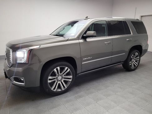 Used 2017 GMC Yukon Denali w/ Open Road Package AWD/4WD image 2