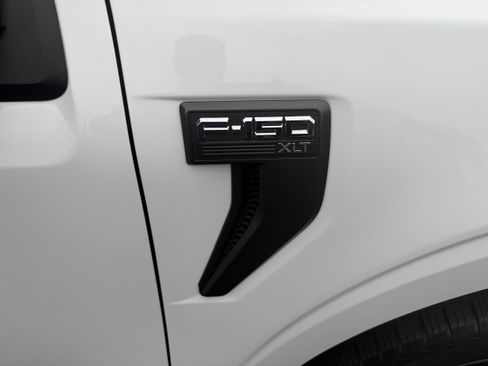 Used 2023 Ford F150 XLT w/ Equipment Group 302A High image 5