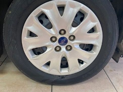 Used 2013 Ford Fusion S image 15