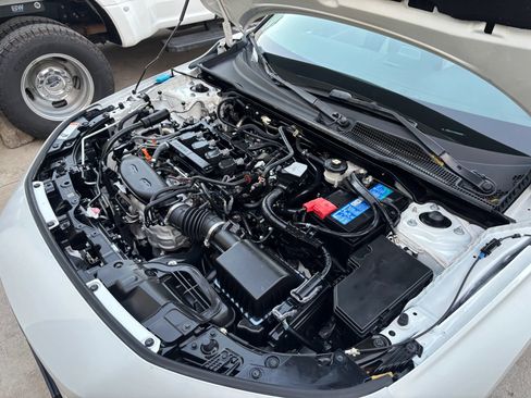 Used 2024 Honda Civic EX image 57