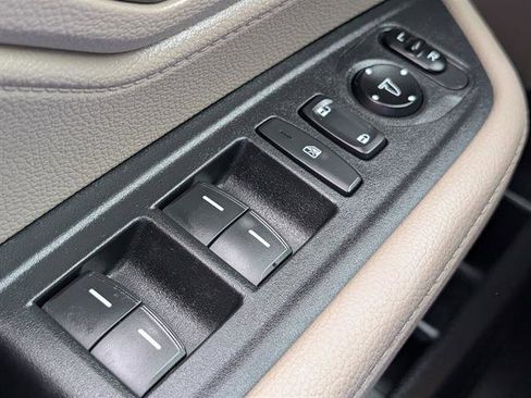Used 2020 Honda Odyssey EX image 16