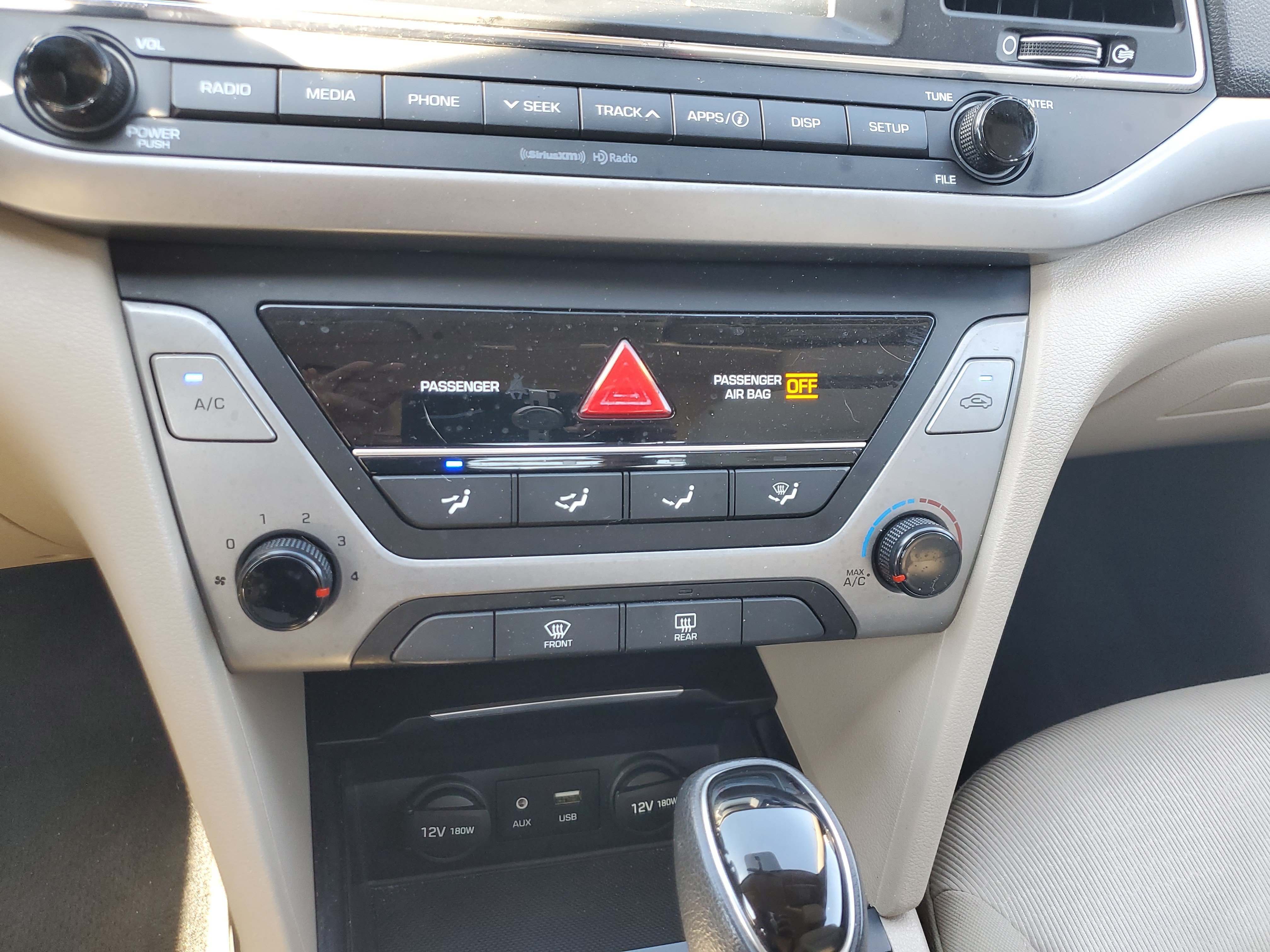 Used 2017 Hyundai Elantra SE FWD image 20