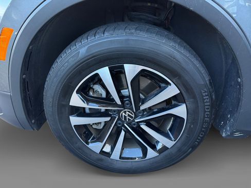 Certified 2023 Volkswagen Tiguan S image 9