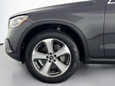 Certified 2022 Mercedes-Benz GLC 300 image 11