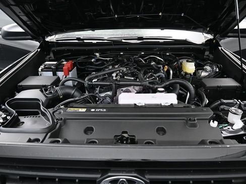 New 2026 Toyota 4Runner SR5 image 15