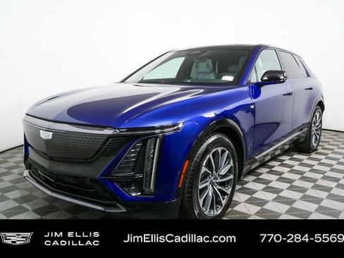 Used 2025 Cadillac Lyriq Sport w/ LPO, Floor Liner Package image 33