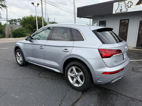 Used 2023 Audi Q5 2.0T Premium w/ Convenience Package AWD/4WD image 10