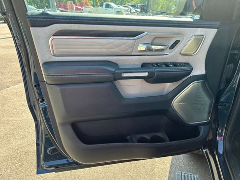 Used 2023 RAM 1500 Limited AWD/4WD image 12