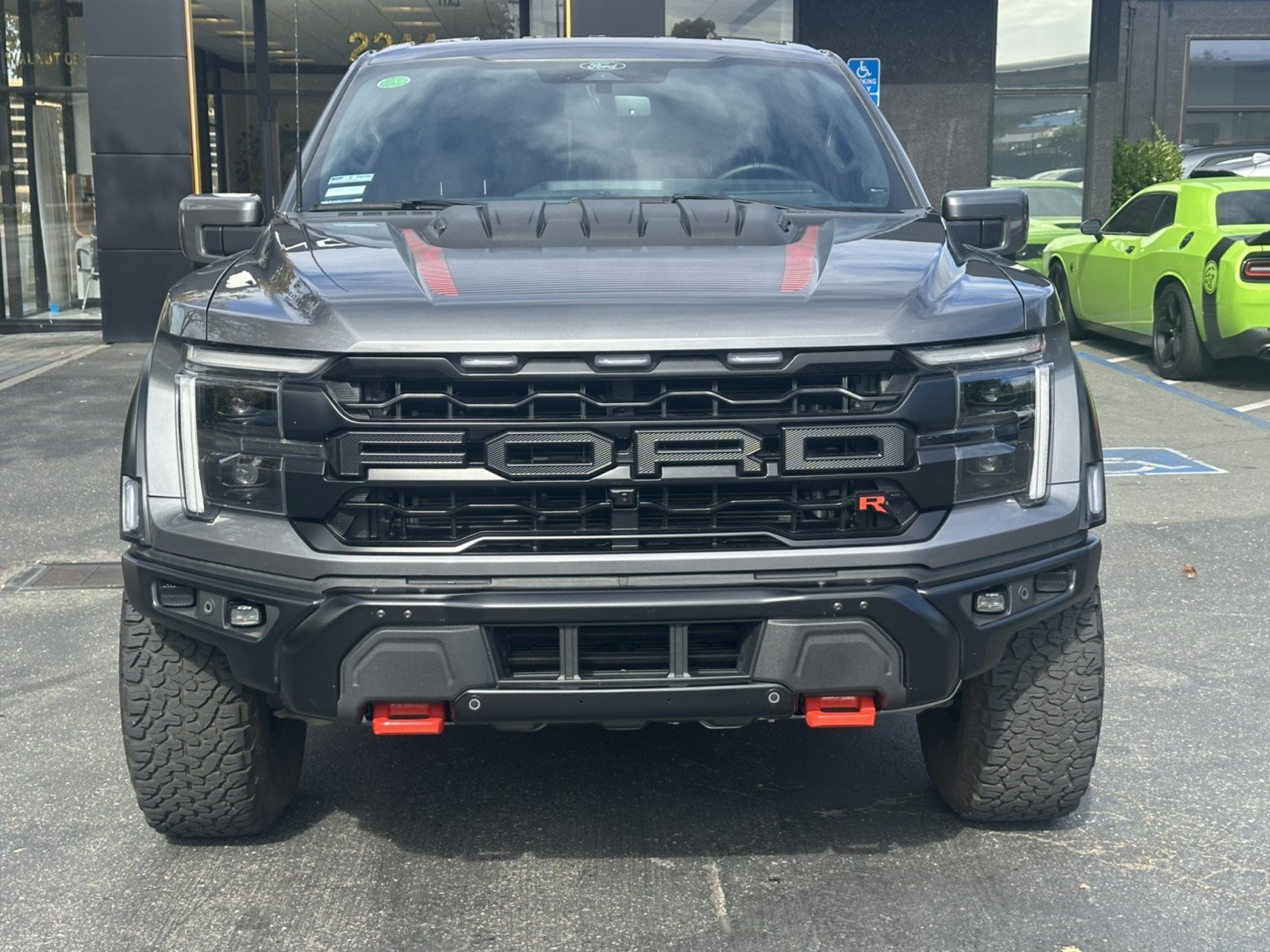 Used 2025 Ford F150 Raptor w/ Equipment Group 803A Raptor R AWD/4WD image 5
