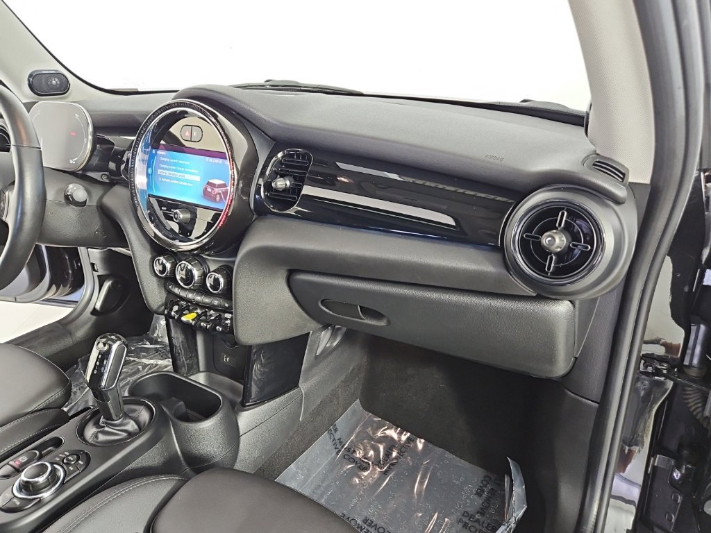 Used 2024 MINI Cooper SE FWD image 14