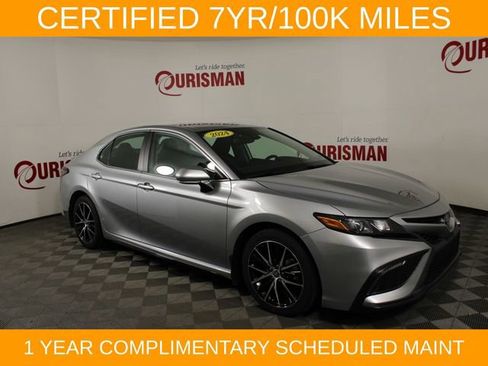 Used 2024 Toyota Camry SE w/ Convenience Package FWD image 12