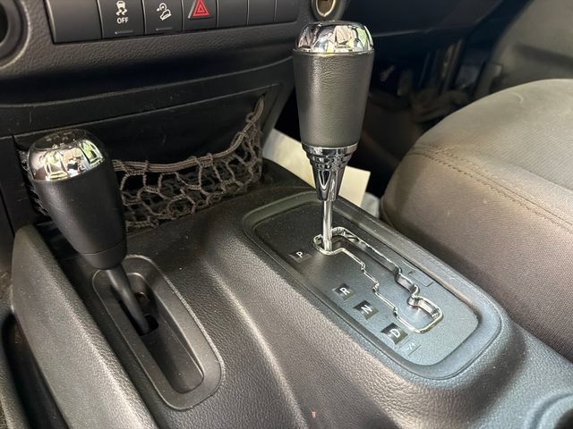 Used 2018 Jeep Wrangler Unlimited Sport AWD/4WD image 31