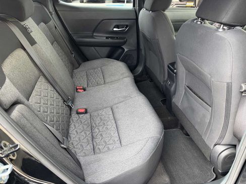 Used 2025 Nissan Kicks SV w/ Illumination Package FWD image 16