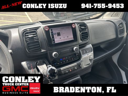 Used 2025 RAM ProMaster 2500 w/ Convenience Group image 13