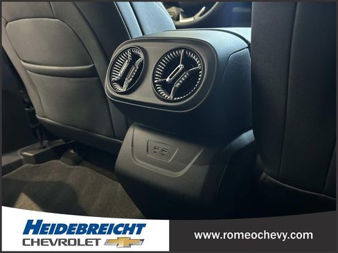 Used 2024 Chevrolet Blazer EV LT AWD/4WD image 17