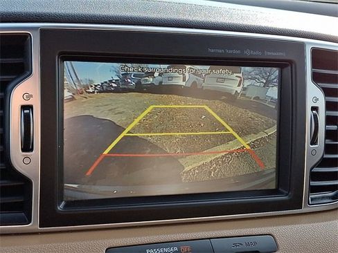 Certified 2018 Kia Sportage SX image 18