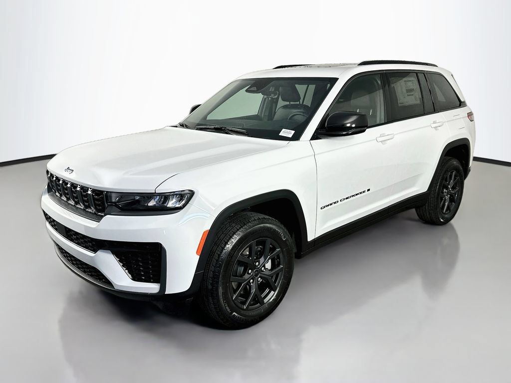 New 2027 Jeep Grand Cherokee Altitude AWD/4WD image 3