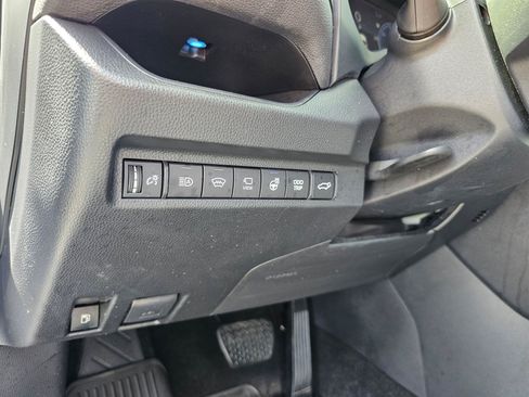 Used 2025 Toyota RAV4 XSE w/ Advanced Technology Package AWD/4WD image 52